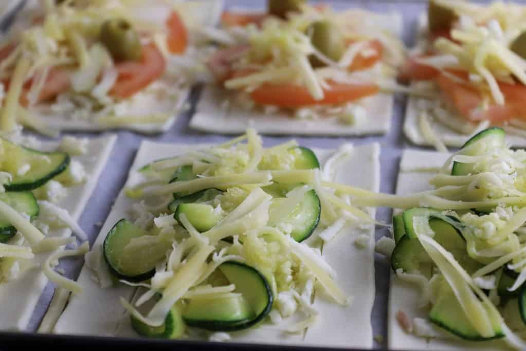 puff pastry pizza zucchini topping