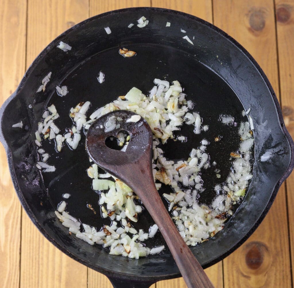 Image showing how to fry the onion and garlic