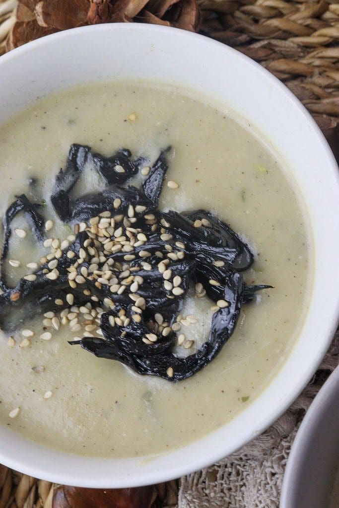 how to serve hot pear potato soup with mushrooms and sesame